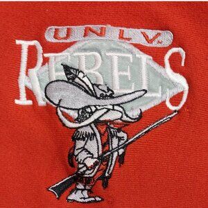 UNLV Rebels Vintage Sweater Sweatshirt Sz L University of Las Vegas